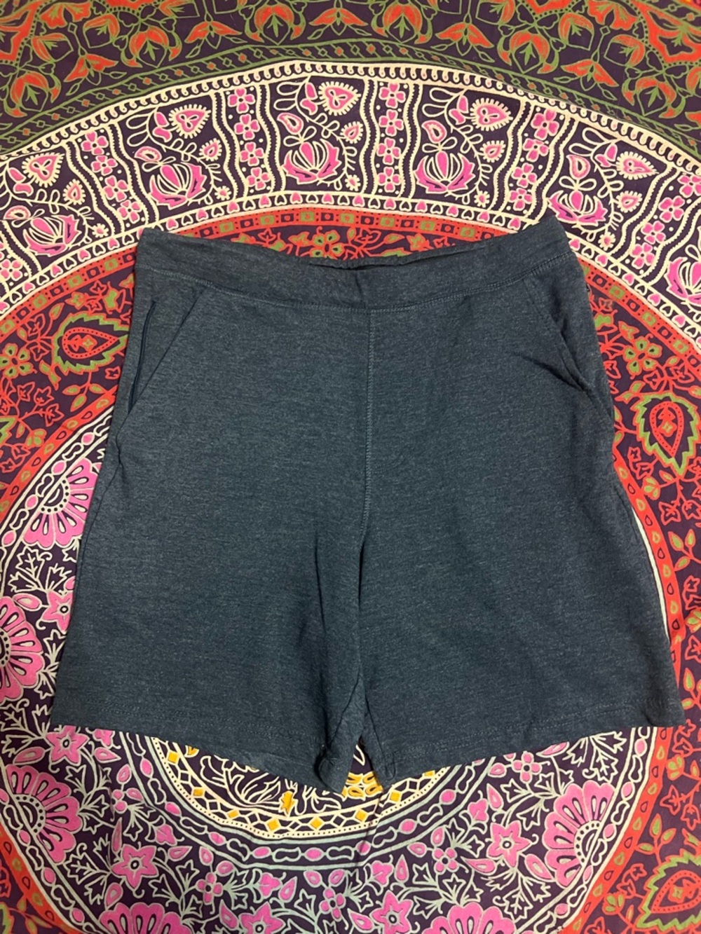 Eddie Bauer Men’s Loungewear Shorts size M with pockets Dark Gray